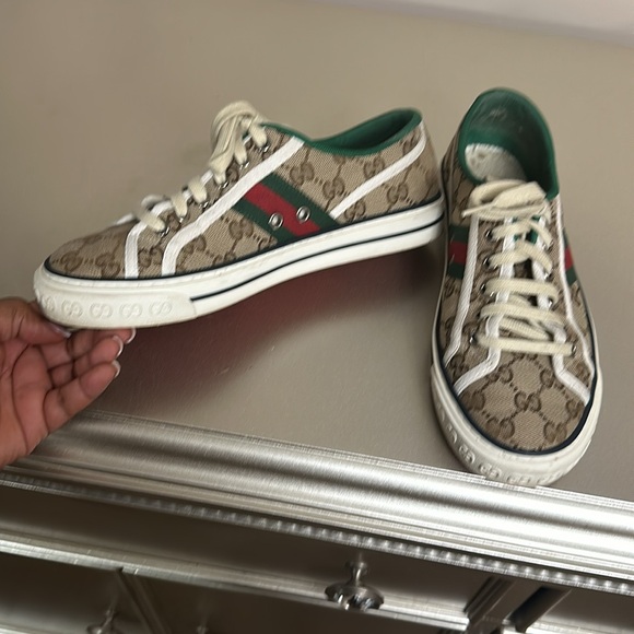 WOMEN'S GG GUCCI TENNIS 1977 SNEAKER - Picture 2 of 5
